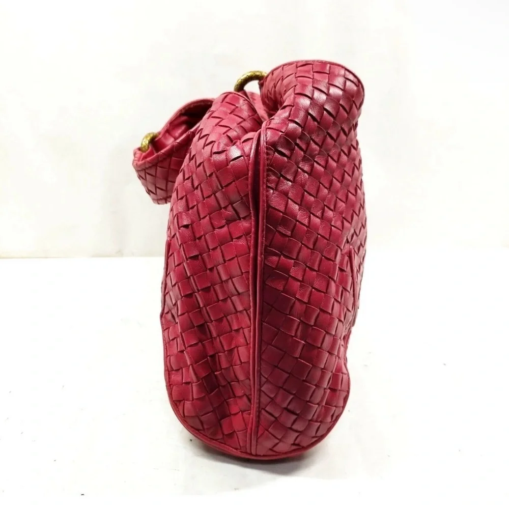Bottega Veneta Red Intrecciato Hobo Bag. Lipstick red